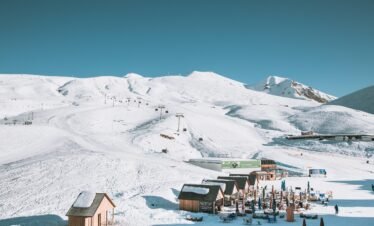 Tiblisi - Gudauri - Borjomi - Bakuriani - Batumi  -- 11 nights/12 days